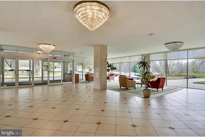 10201 Grosvenor Place #908, Rockville, MD 20852 - Photo 8