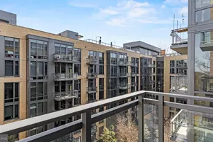 8300 Wisconsin Ave, Bethesda, MD 20814 - Photo 16