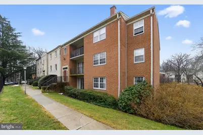 868 College Parkway #102, Rockville, MD 20850 - Photo 2