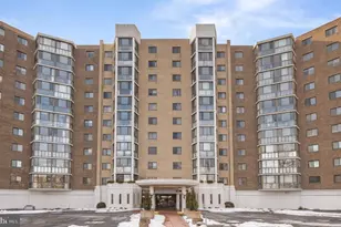 15115 Interlachen Dr, Silver Spring, MD 20906 - Photo 2