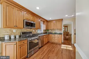 12608 Lincolnshire Dr, Potomac, MD 20854 - Photo 16