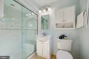 12608 Lincolnshire Dr, Potomac, MD 20854 - Photo 36