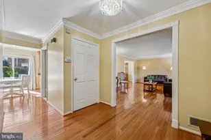 12608 Lincolnshire Dr, Potomac, MD 20854 - Photo 10