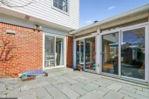 12608 Lincolnshire Dr, Potomac, MD 20854 - Photo 32