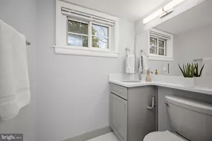 9809 Holmhurst Rd, Bethesda, MD 20817 - Photo 22