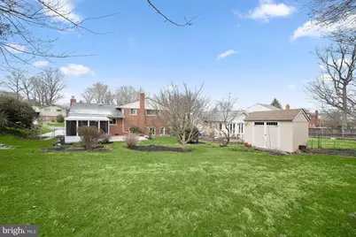 9809 Holmhurst Road, Bethesda, MD 20817 - Photo 28