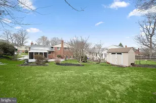 9809 Holmhurst Rd, Bethesda, MD 20817 - Photo 28