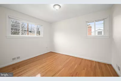 9809 Holmhurst Road, Bethesda, MD 20817 - Photo 16