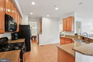 12618 Blue Sky Dr, Clarksburg, MD 20871 - Photo 18