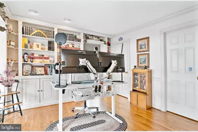 22109 Creekview Drive, Gaithersburg, MD 20882 - Photo 16