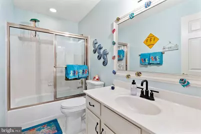 22109 Creekview Drive, Gaithersburg, MD 20882 - Photo 34