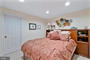 22109 Creekview Dr, Gaithersburg, MD 20882 - Photo 36