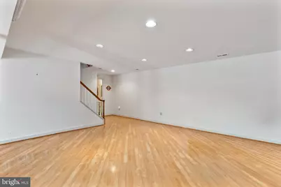 22109 Creekview Drive, Gaithersburg, MD 20882 - Photo 40