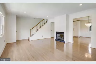 5370 Pooks Hill Road #301-53, Bethesda, MD 20814 - Photo 4