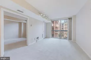 4808 Moorland Ln, Bethesda, MD 20814 - Photo 1