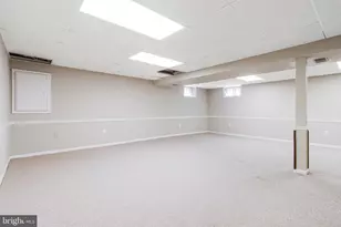 7512 Epsilon Dr, Rockville, MD 20855 - Photo 28