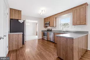 7512 Epsilon Dr, Rockville, MD 20855 - Photo 10