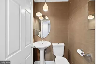 6721 Kenwood Forest Ln, Chevy Chase, MD 20815 - Photo 10