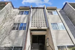 5202 Crossfield Ct, Rockville, MD 20852 - Photo 1