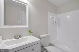 8 Seville Way, Gaithersburg, MD 20878 - Photo 22