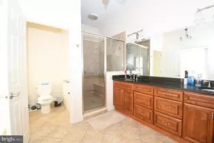 8900 Holly Leaf Ln, Bethesda, MD 20817 - Photo 28