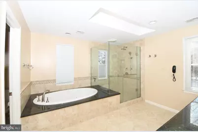 8900 Holly Leaf Lane, Bethesda, MD 20817 - Photo 42