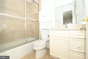 8900 Holly Leaf Ln, Bethesda, MD 20817 - Photo 50