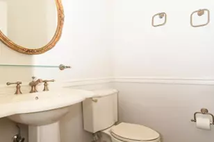 8900 Holly Leaf Ln, Bethesda, MD 20817 - Photo 66