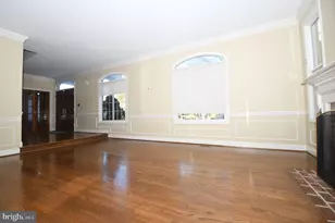 8900 Holly Leaf Ln, Bethesda, MD 20817 - Photo 12