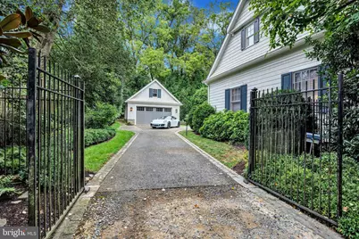 5904 Bradley Boulevard, Bethesda, MD 20814 - Photo 10