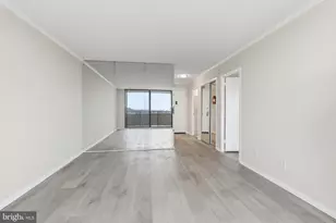 5225 Pooks Hill Rd, Bethesda, MD 20814 - Photo 4