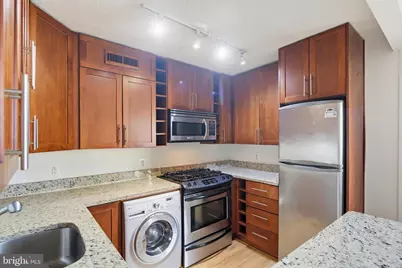 7333 New Hampshire Avenue #300, Takoma Park, MD 20912 - Photo 6
