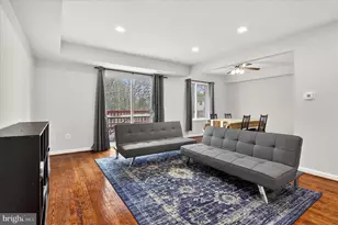 8111 Fallow Dr, Gaithersburg, MD 20877 - Photo 10