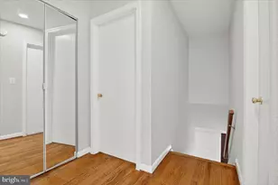 8111 Fallow Dr, Gaithersburg, MD 20877 - Photo 12