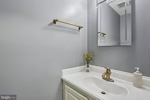 32 Oak Shade Rd, Gaithersburg, MD 20878 - Photo 14