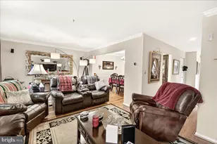 19736 Greenside Terrace, Montgomery Village, MD 20886 - Photo 10