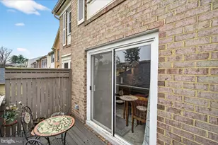 19736 Greenside Terrace, Montgomery Village, MD 20886 - Photo 22