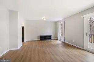 19812 Billings Ct, Gaithersburg, MD 20886 - Photo 2