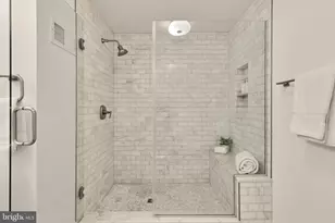 10135 Crestberry Pl, Bethesda, MD 20817 - Photo 20