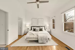 10135 Crestberry Pl, Bethesda, MD 20817 - Photo 16