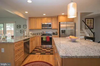 8116 Irwell Court, Gaithersburg, MD 20877 - Photo 6
