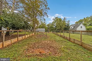 4500 Oak Hill Rd, Rockville, MD 20853 - Photo 38