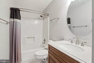 9709 Noble Ridge Terrace, Gaithersburg, MD 20882 - Photo 30