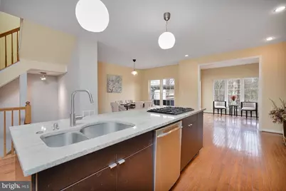22 Waddington Court, Rockville, MD 20850 - Photo 10