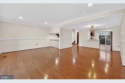 9250 Three Oaks Drive, Silver Spring, MD 20901 - Photo 6