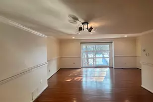 9250 Three Oaks Dr, Silver Spring, MD 20901 - Photo 4