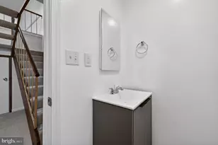 9250 Three Oaks Dr, Silver Spring, MD 20901 - Photo 34