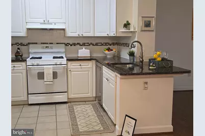 501 Hungerford Drive #110, Rockville, MD 20850 - Photo 4