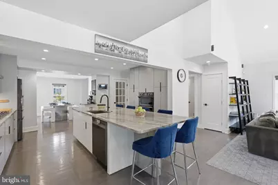 207 Upshire Circle, Gaithersburg, MD 20878 - Photo 8