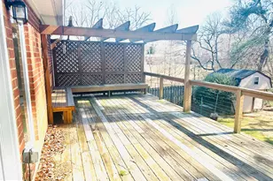 11231 Ashley Dr, Rockville, MD 20852 - Photo 26